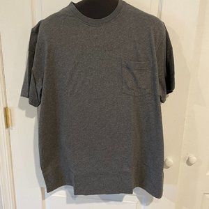 L.L. Bean Men's Short-Sleeve Charcoal Heather Tee  with pocket in size L REG
